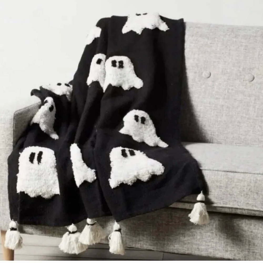 Rachel Zoe - Black and White Ghost Throw Blanket, TikTok Viral NWT